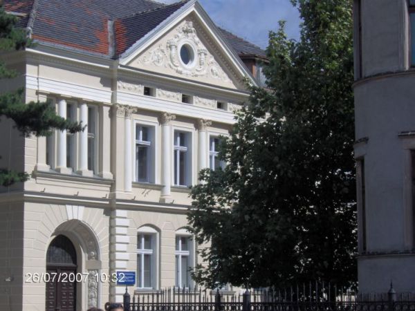 Ulica Armii Krajowej.
