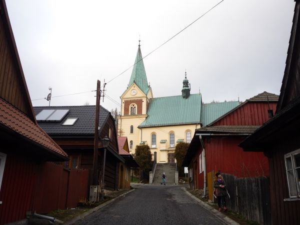 Kościół parafialny p.w. Św.Jana Chrzciciela.