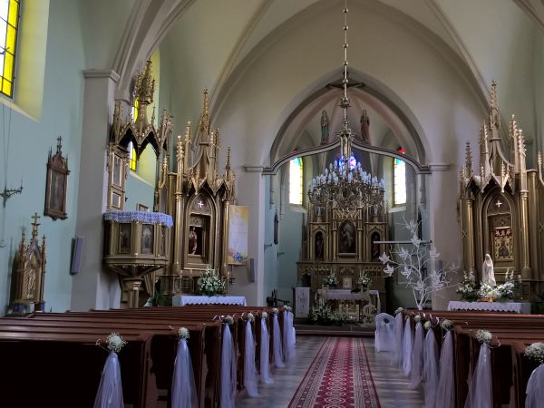 Kościół w Ostrowcach św Jana Chrzciciela.