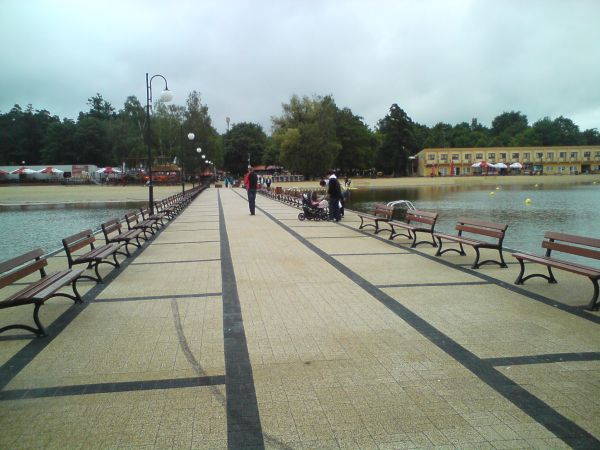 Molo,gdy chłodno i słońca brak...