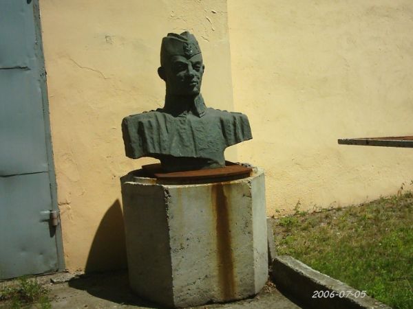 Lata wojny i wyzwolenia od faszyzmu to fakt, czemu wszystko tak potępiać?