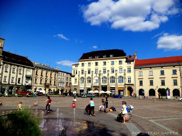 Gmach Towarzystwa Rolniczego i Kamienica Szołayskich pl. Szczepański 8 i 9