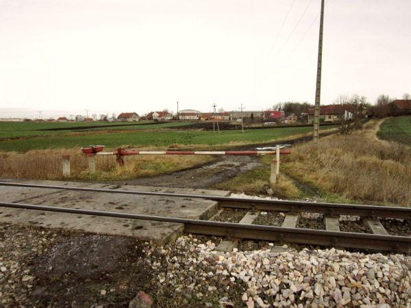 Biedaszki Małe od południowej strony,z torów kolejowych w kierunku Kętrzyna za Nowym Młynem.
