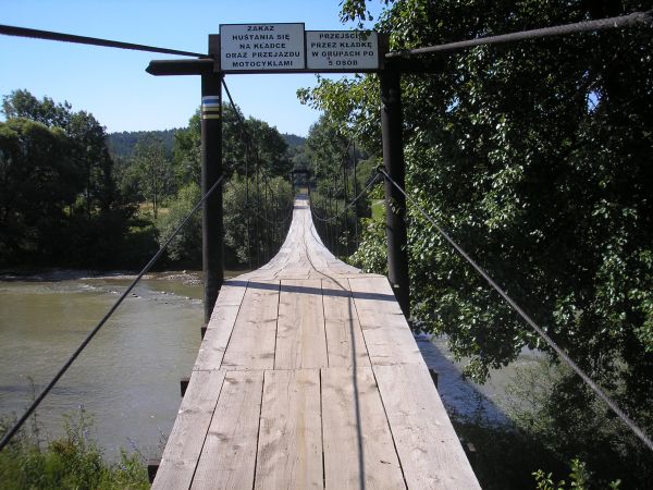 Kładka nad rzeką Osławą