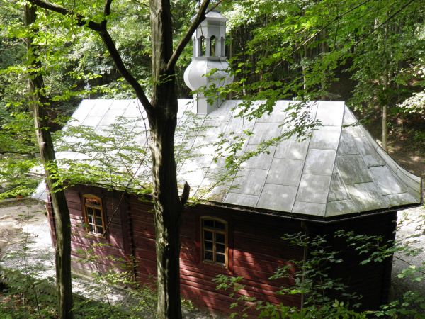 Nowiny Horynieckie - Kapliczka " Na Źródle "