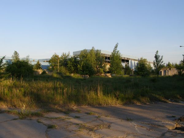 Zdewastowana fabryka domów ul. Północnej   fot.  28