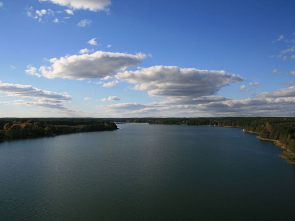 Wdzydze Kiszewskie, widok z platformy widokowej.