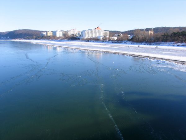 Zima 2010 - widok z molo w Międzyzdrojach