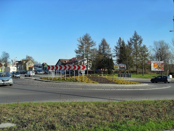 Na Rondzie w ulicy Sikorskiego