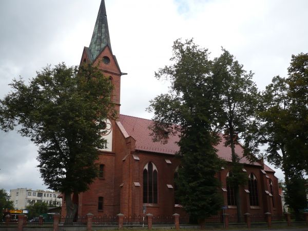 Neogotycki  kościół Św. Wojciecha z 1896-97r.