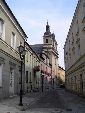 Ulica Rwańska z kościołem ewangelicko-augsburgskim, d. oo. pijarów