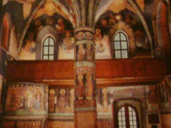 Wg zachowanego tekstu prace w kosciele zostaly " ukonczone reka mistrza Andrzeja dnia 10 sierpnia 1418 roku" .
