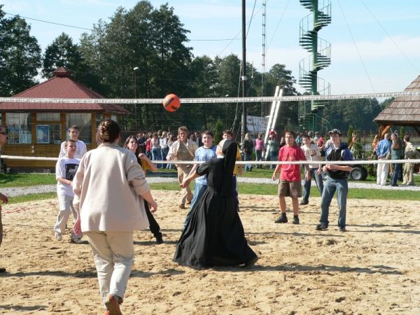 Piłka plażowa w Krężnicy Jarej