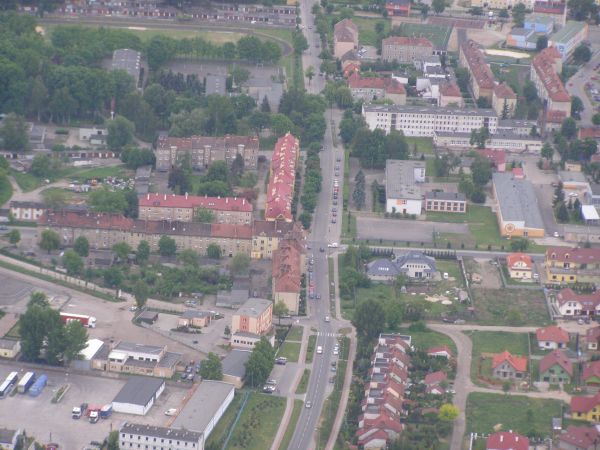Ulica krótka i niepodległości 
uwaga te zdjęcia to nie jest profi wyrób tylko pstrykanie tak sobie i nie ma tu szału, a zwłaszcza jak sie leci samemu i robi zd