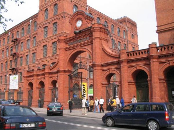 17 maj 2006 - otwarcie Manufaktury w fabryce Poznańskiego