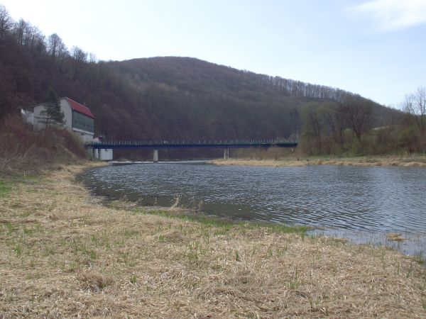 most na Sanie i obiekty hydroelektrowni.