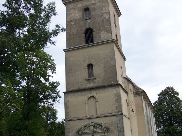 KOŚCIÓŁ PARAFIALNY W RUNOWIE.