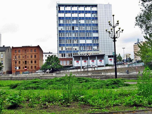 Biurowiec przy ulicy Stary Port nad Brdą