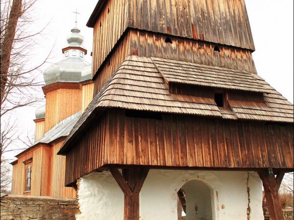 Cerkiew pw. św. Mikołaja w Dobrej Szlacheckiej . Obecnie kościół rzymskokatolicki p.w.  Podwyższenia Św. Krzyża . Zbudowana w 1879 r. Obok , na osi - druga cerk