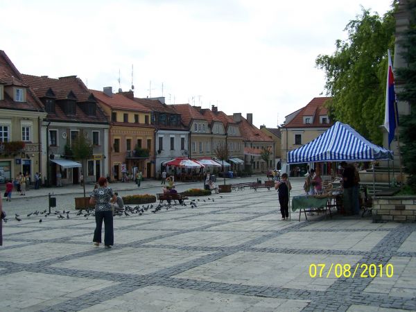 Plac przed ratuszem, tzw. "Wielki Targ"