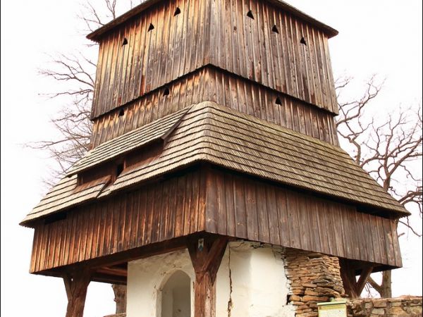 Cerkiew pw. św. Mikołaja w Dobrej Szlacheckiej . Obecnie kościół rzymskokatolicki p.w.  Podwyższenia Św. Krzyża . Zbudowana w 1879 r. Obok , na osi - druga cerk