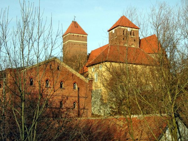 Kętrzyńskie zabytki,m.in.kościół św. Jerzego i kościół św. Jana,2011-12-19