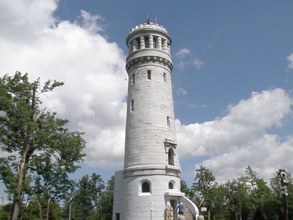 odremontowana wieża widokowa na Wielkiej Sowie