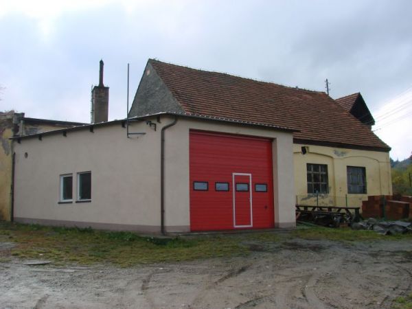 REMIZA  OCHOTNICZEJ  STRAŻY  POŻARNEJ