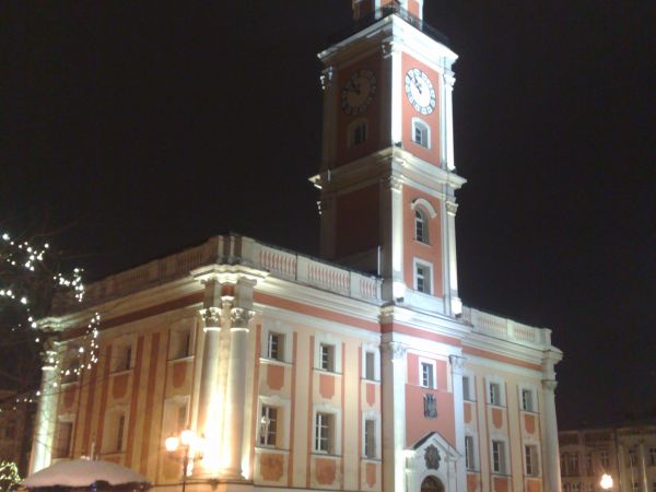 Ratusz nocą