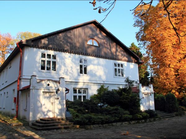 Arboretum w Bolestraszycach - jesienią.