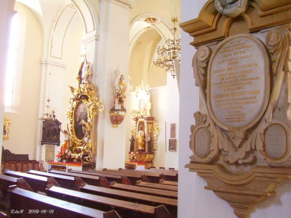 Pamiątkowe tablice.