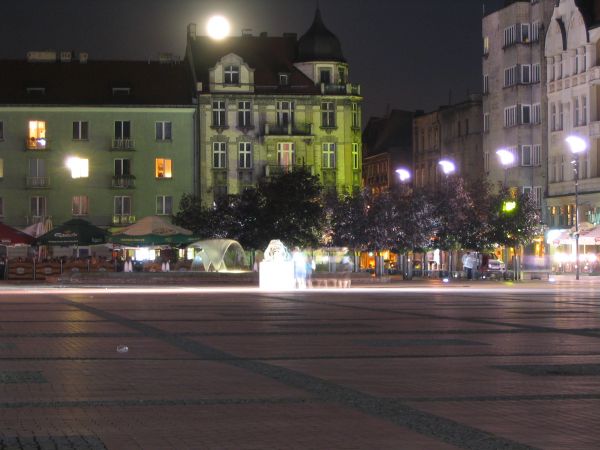 Bytom nocą