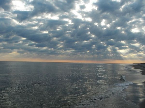 Pod takim niebem chce mieszkac zawsze,zdjęcie zrobione podczas spaceru brzegiem bałtyku.