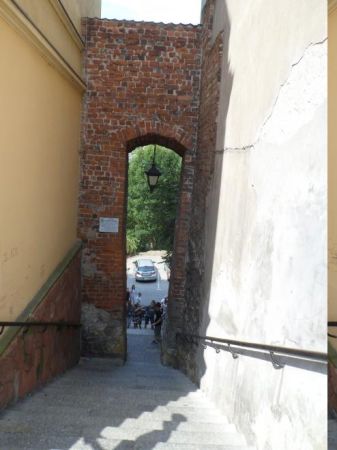 Ucho Igielne - furta w murach obronnych starego miasta, zwane też Furtą Dominikańską.
