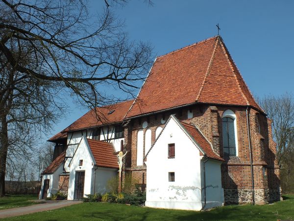 Średniowieczny kościółek p.w MB Różańcowej