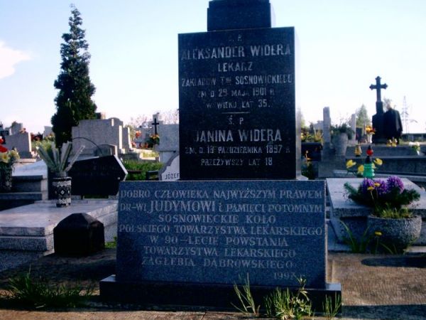Nagrobek na cmentarzu środulskim