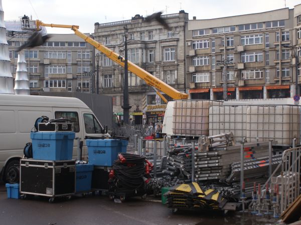 W dzień przed Sylwestrem panuje pozorny chaos