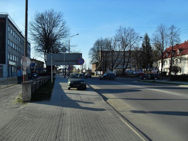 Ulica Skarszewska na wysokości Polmosu