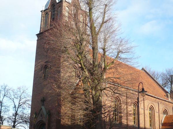 Widok od strony wieży.