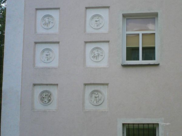 To też znajduje się na ul. Gdańskiej.