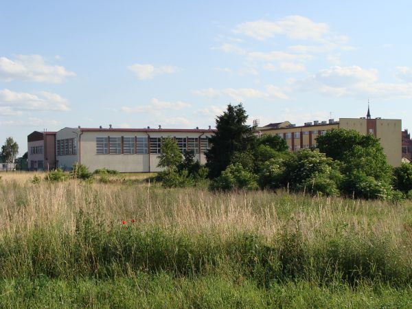 School No. 1 in Pelplin 
Szkoła numer 1 w Pelplinie