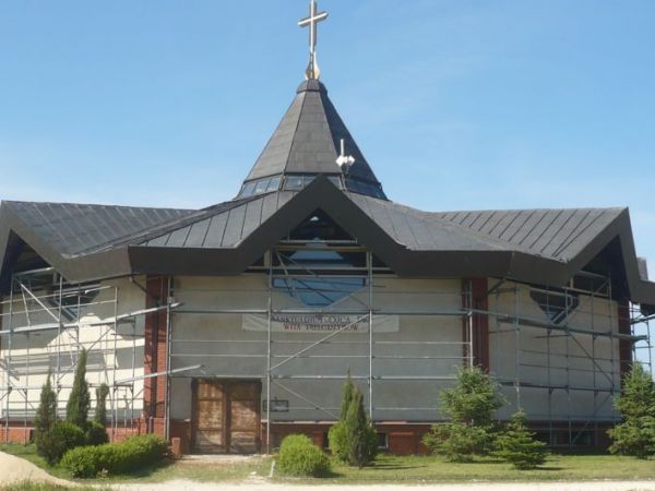 Przeprośna Górka,ul. Focha58,Sanktuarium Św. Ojca Pio budowany
kościół.