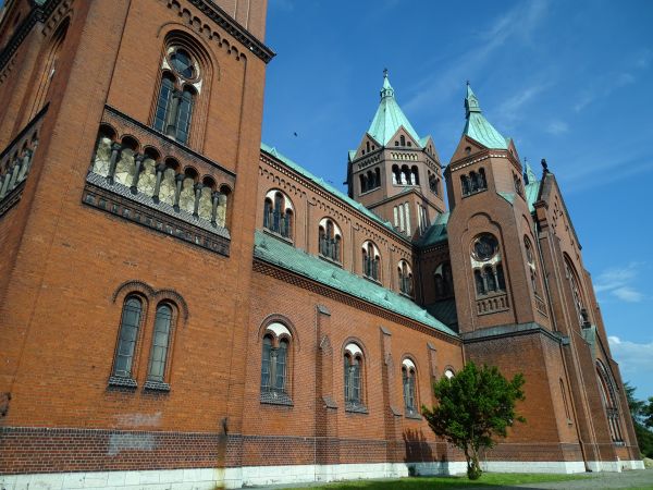 Kościół  p.w. Św. Stanisława B.M.