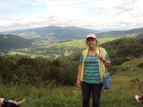 na grzędzie skalnej g. Szafranówka - z widokiem na Krościenko nad Dunajcem.