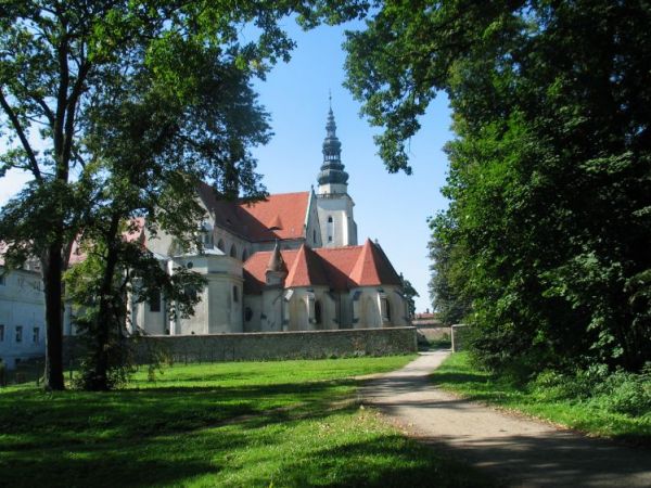 Kościół i klasztor