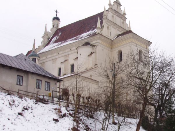 Kościół Farny w zimowej szacie