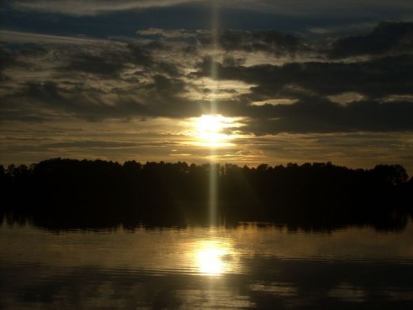 Tu słońce zawsze przepięknie zachodzi.