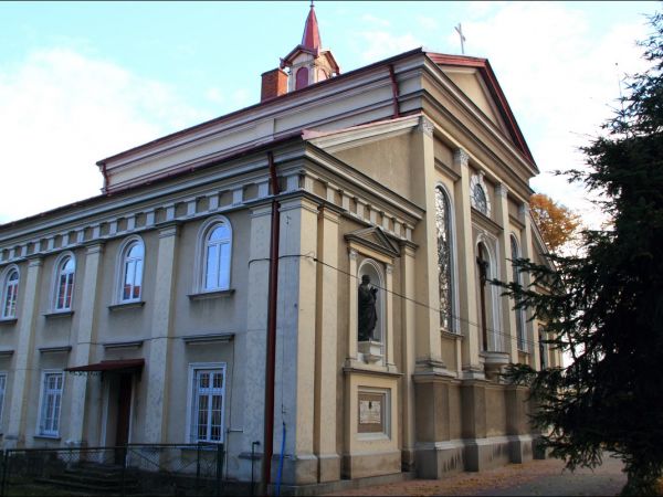 Klasztor i park  ss. Niepokalanek na Głębokiej.