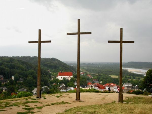 Na Gorze Trzech Krzyzy. (krzyze postawiono w 1708 roku upamietniajac ofiary zarazy morowej)