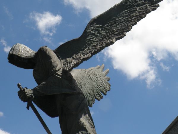 Anioł Śmierci - część pomnika Ofiar Katynia w Parku Słowackiego 
( obok Panoramy Racławickiej)